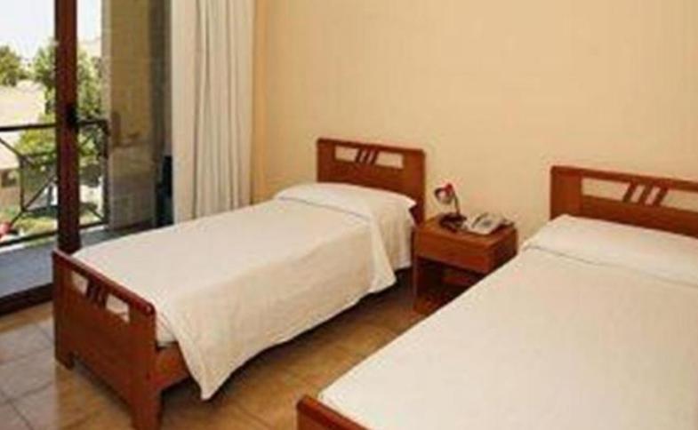 Hotel Casa Pastor Bonus Lecce Zimmer foto