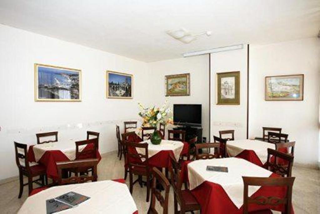 Hotel Casa Pastor Bonus Lecce Exterior foto
